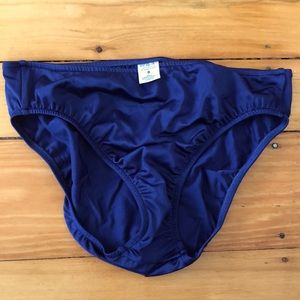 Venus mid-rise hipster classic bikini bottom